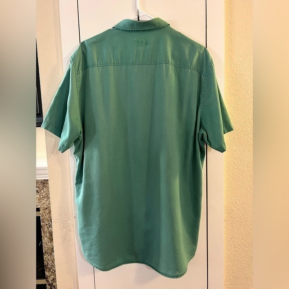 Frank + Oak Button Down Short Sleeve Men’s Shirt size Large - Picture 3 of 5